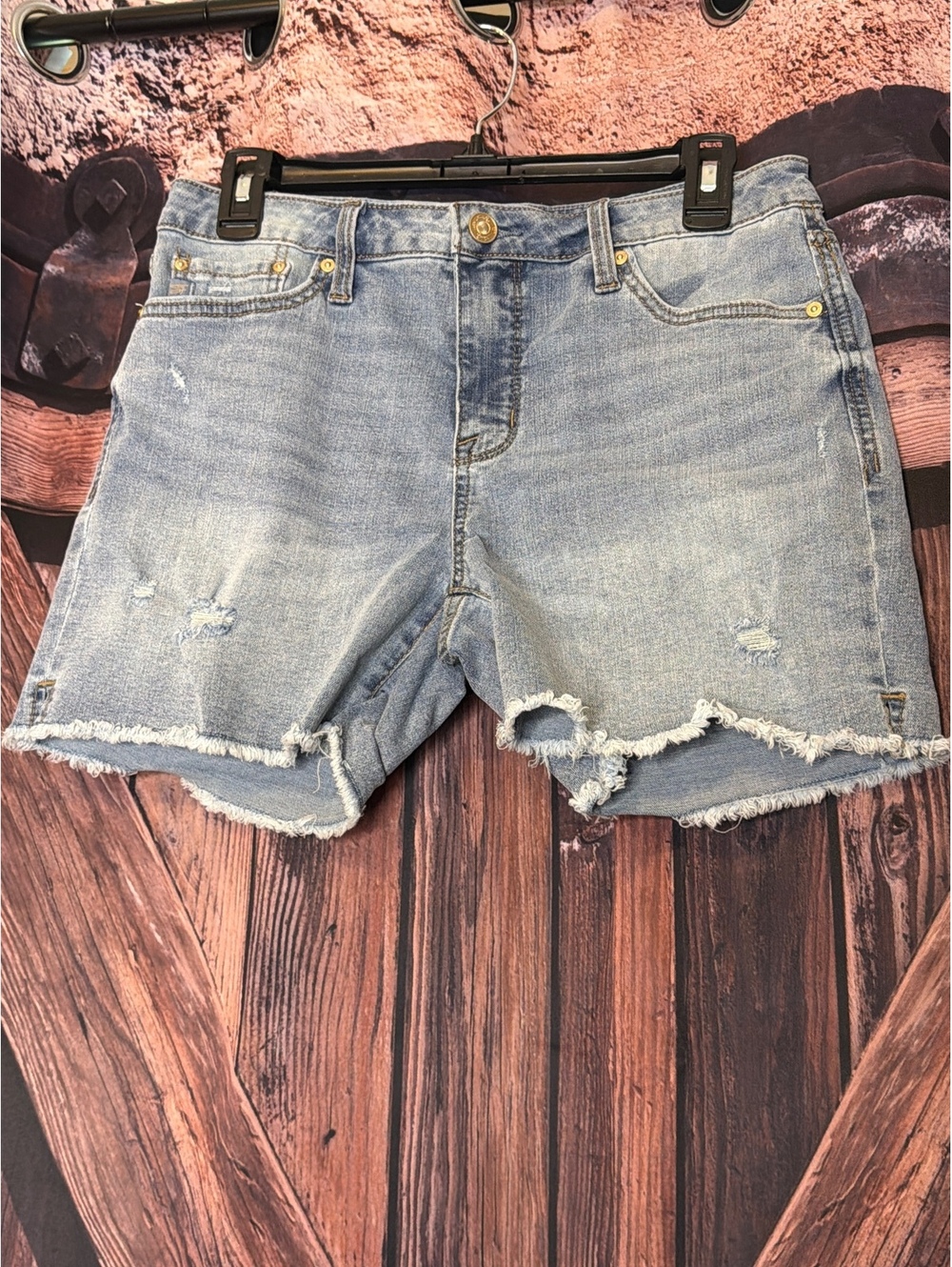 Seven7 Light Wash Distressed Denim Shorts with Raw Hem size 6